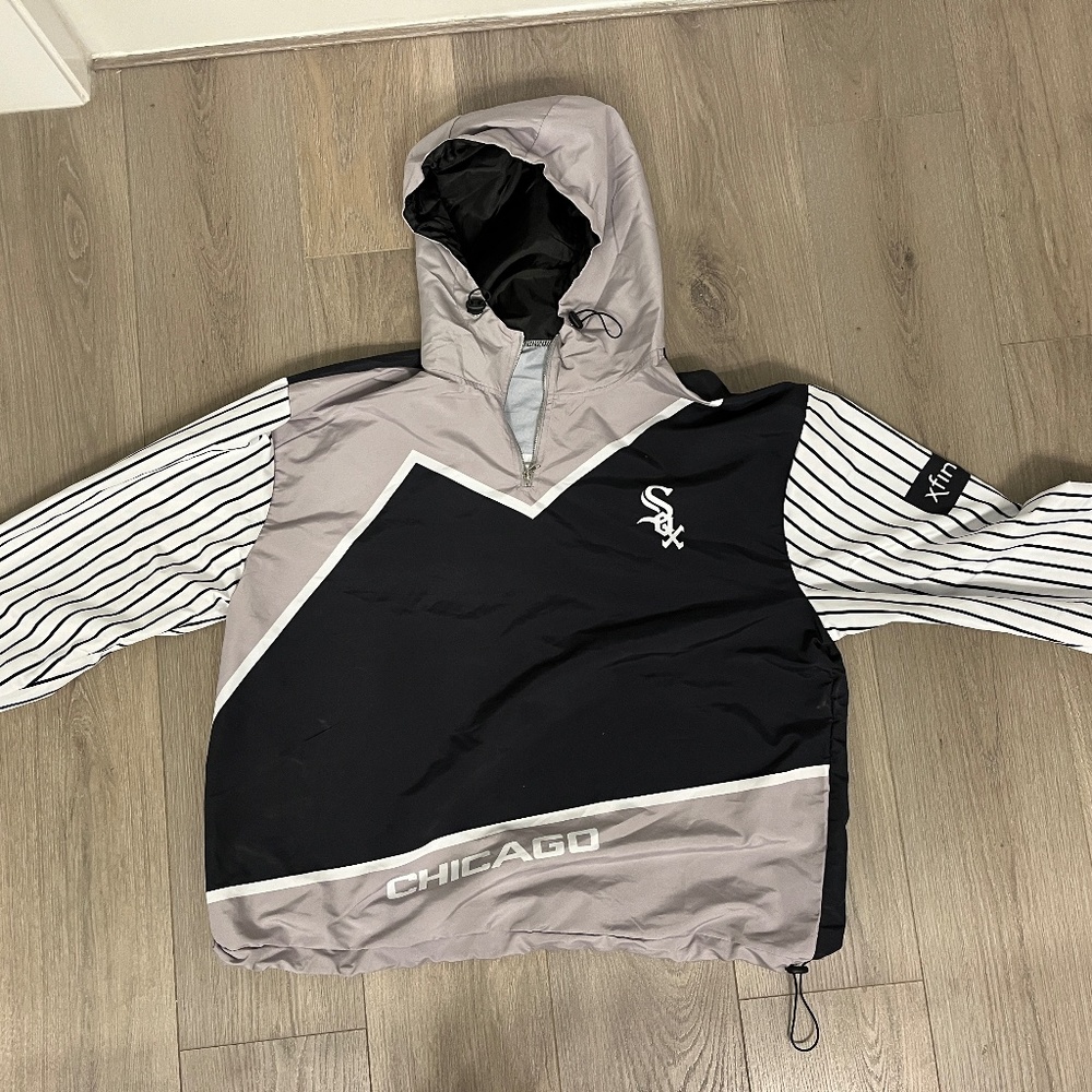 White Sox windbreaker
